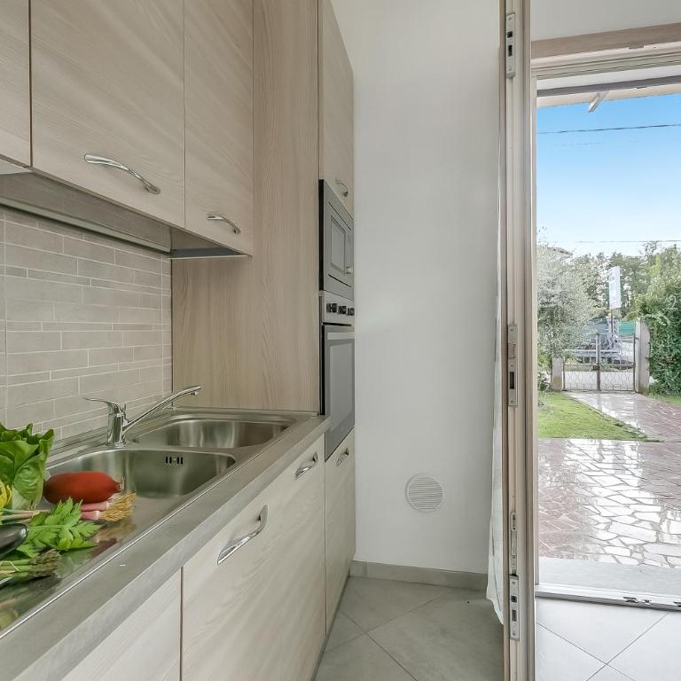 Casa Nadia 1.2 Km from Sea with Terrace & Parking - Happy Rentals - Casa Vacanze - 21
