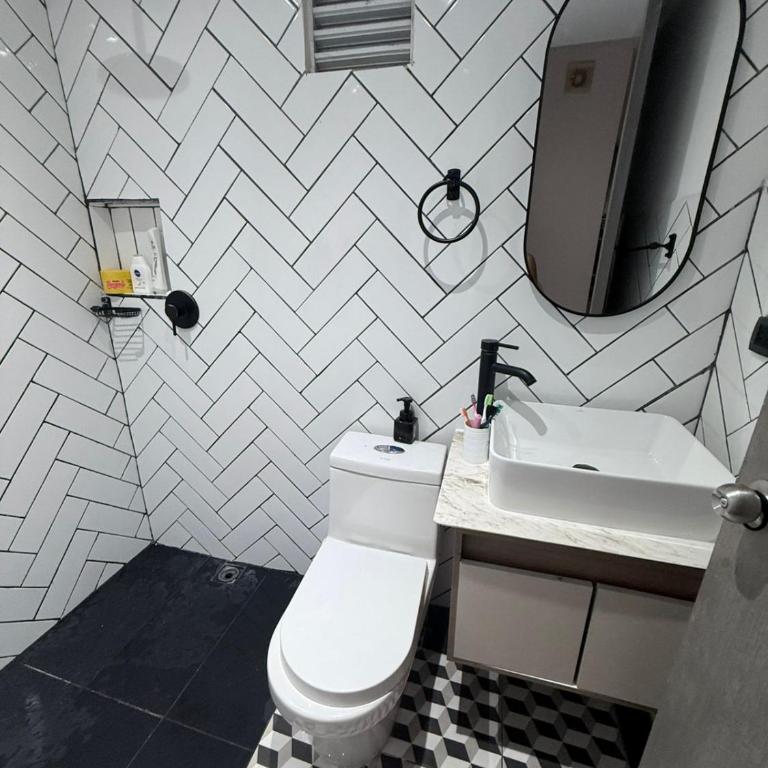 Apartamento Amoblado Cerca a la Terminal Cartagena - Two-Bedroom Apartment - 7