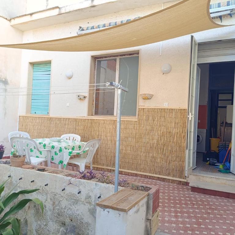 Levante - Casa con 2 Camere da Letto - 9