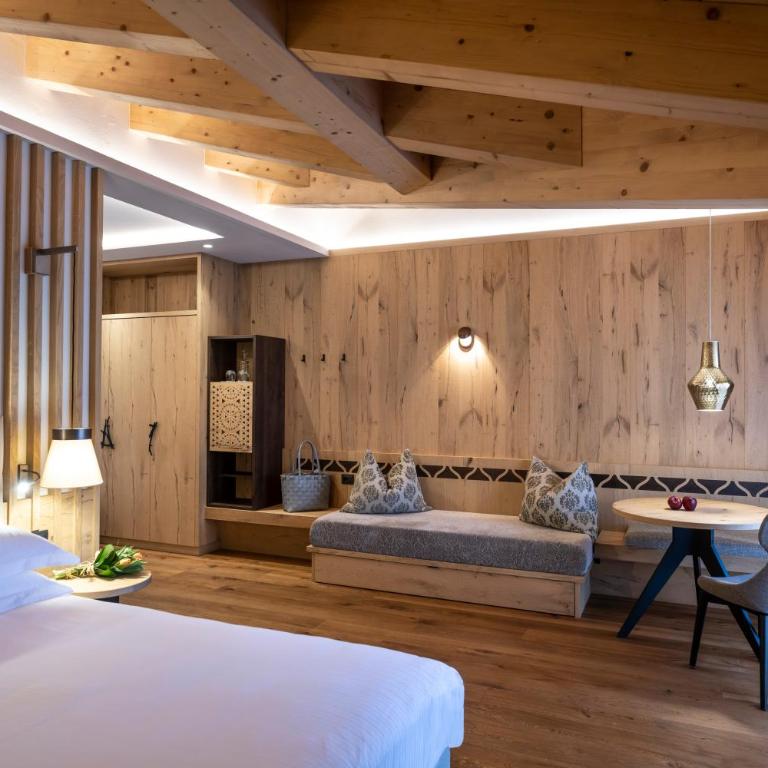 Ciampedie Luxury Alpine Spa Hotel - Junior Suite - 4