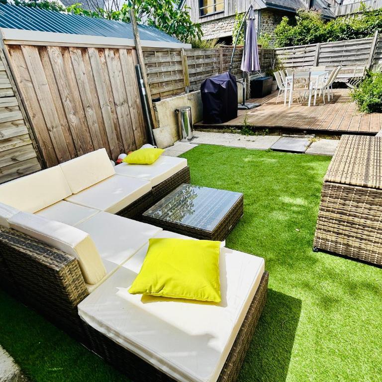 Kerest ArMor, Cœur de Concarneau, jardin terrasse - Maison 2 Chambres - 29