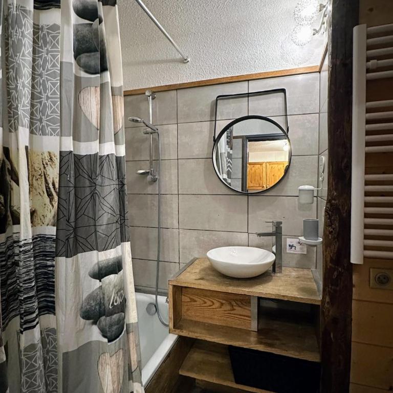 Logement au pied des pistes terrasse sud ouest - Appartement 1 Chambre - 18