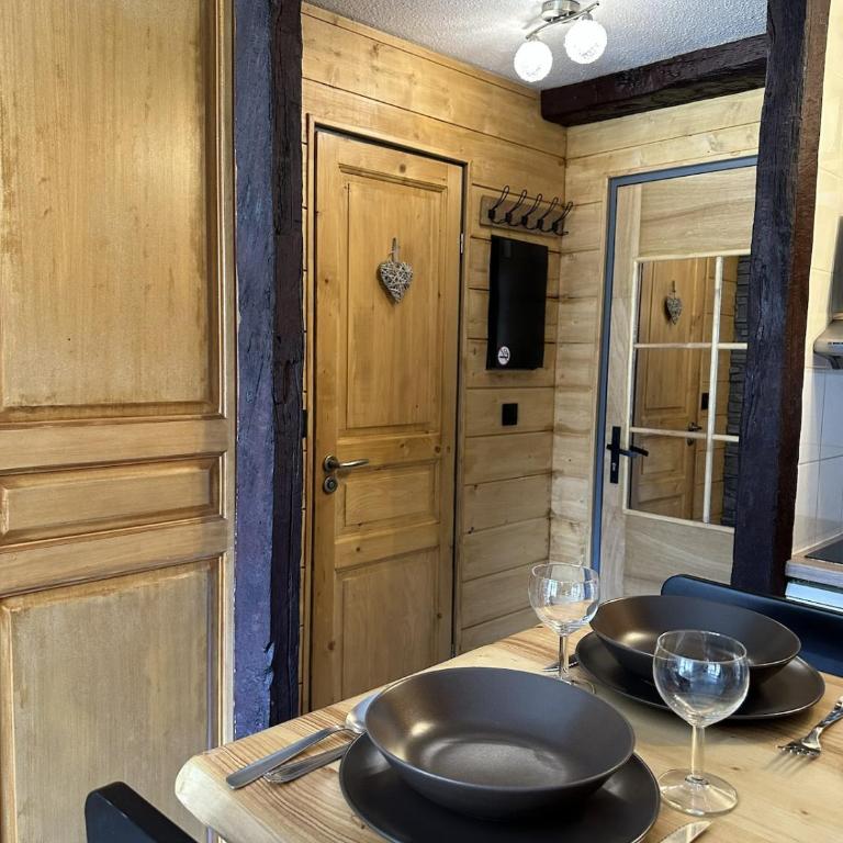 Logement au pied des pistes terrasse sud ouest - Appartement 1 Chambre - 13