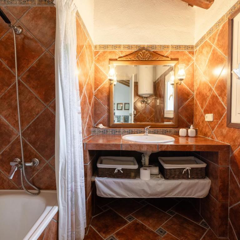 Casa Sorrapa - Three-Bedroom House - 10