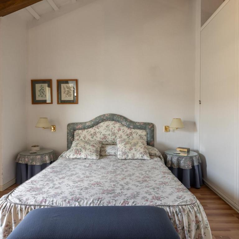 Casa Sorrapa - Three-Bedroom House - 8