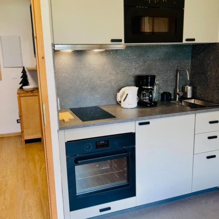 Renovated flat with Mont Blanc's view Parking - Appartamento - 9