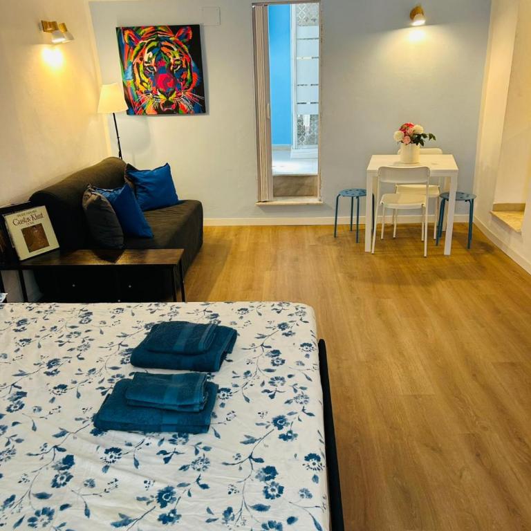 CASA BLU STATION con BALCONE - Appartamento con 1 Camera da Letto - 4