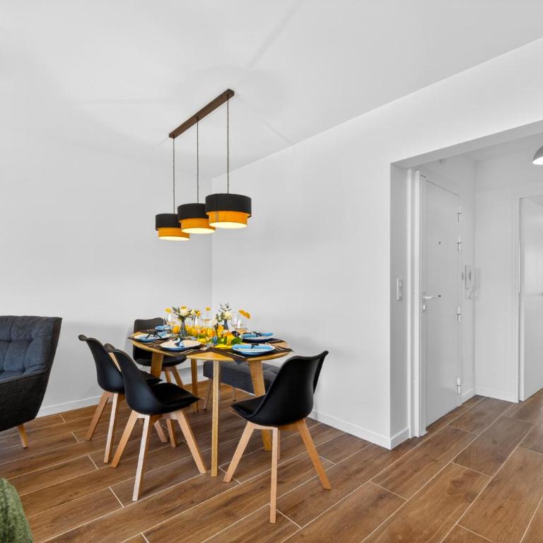 BOYER - Somptueux 3 pièces Carré d'Or Menton Parking privé - Two-Bedroom Deluxe Apartment with Balcony - 24