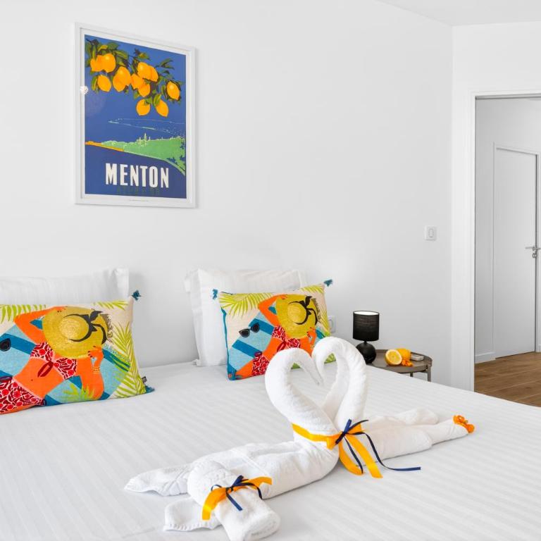 BOYER - Somptueux 3 pièces Carré d'Or Menton Parking privé - Two-Bedroom Deluxe Apartment with Balcony - 48