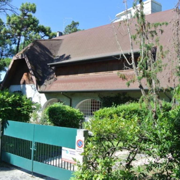 Sunny garden flat near the sea and the centre - Appartamento - 13
