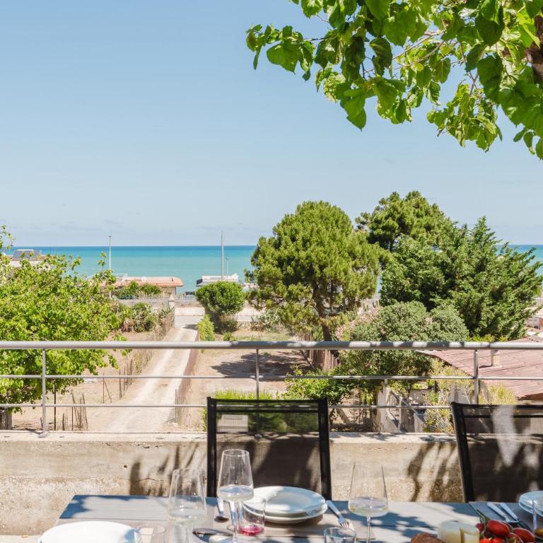 Villa Colombia, a 300 mt dalla spiaggia - Villa with Sea View - 11