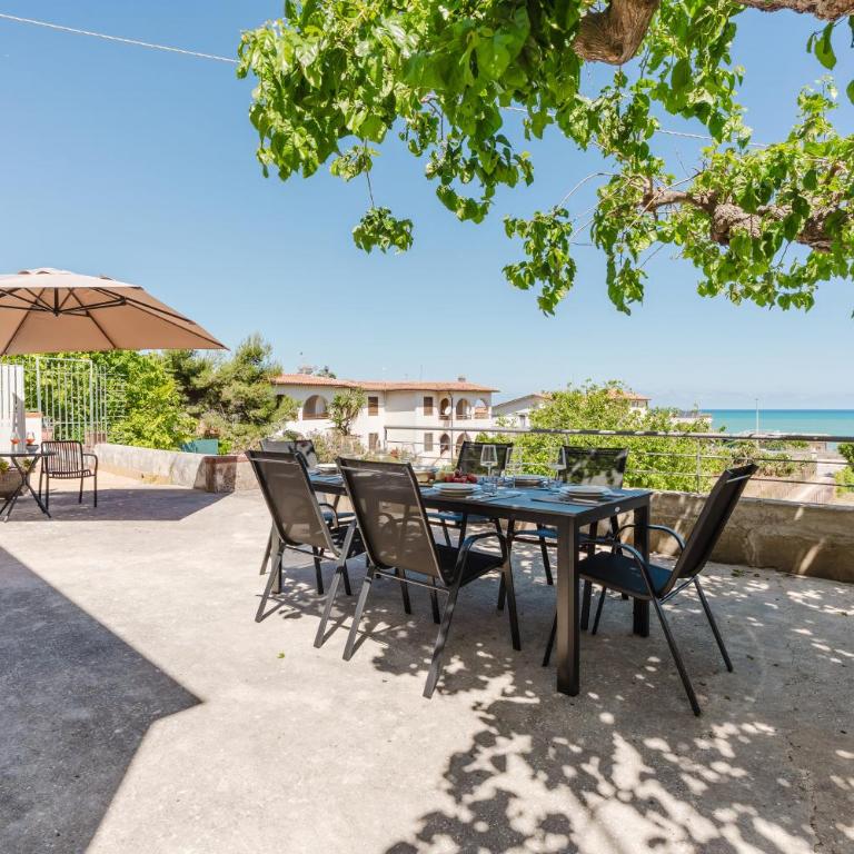 Villa Colombia, a 300 mt dalla spiaggia - Villa with Sea View - 22