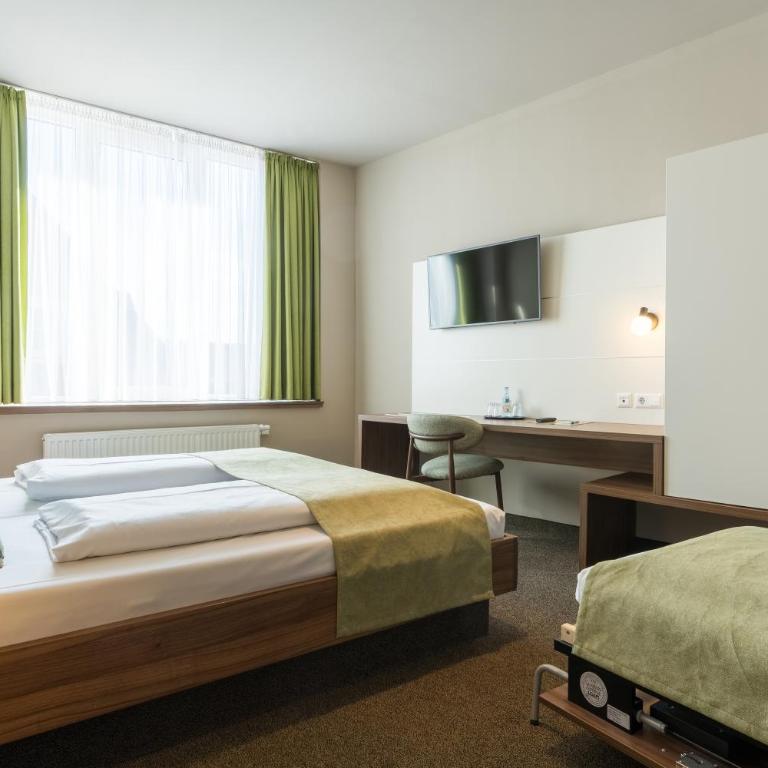 JOESEPP´S HOTEL am Schweizerberg - Familienzimmer - 11