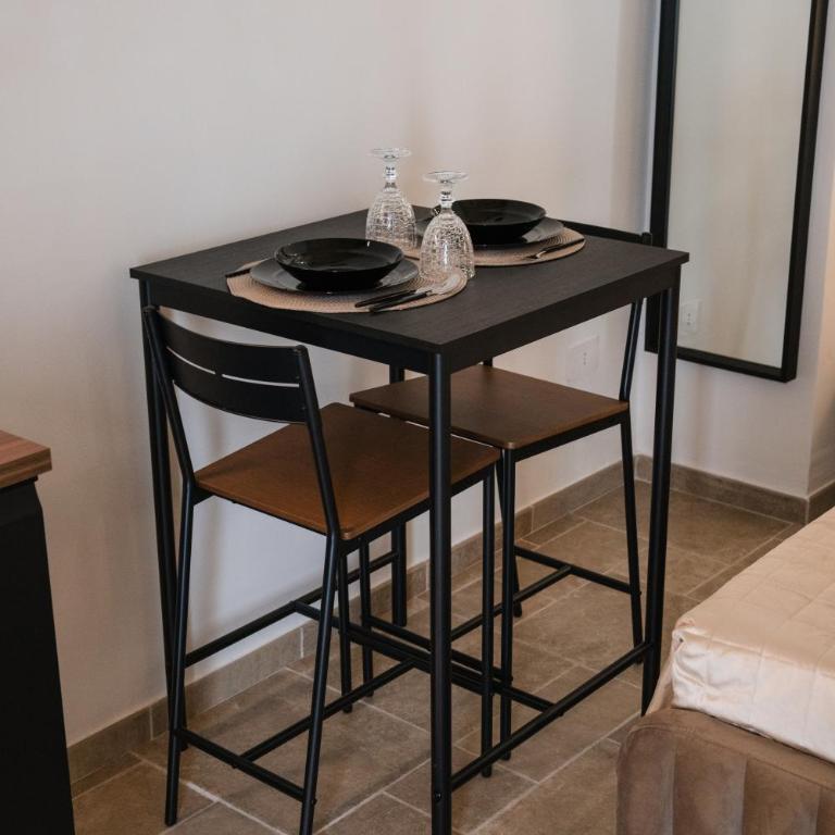 Le Palme - Holiday Suite Home - Suite with Spa Bath - 25