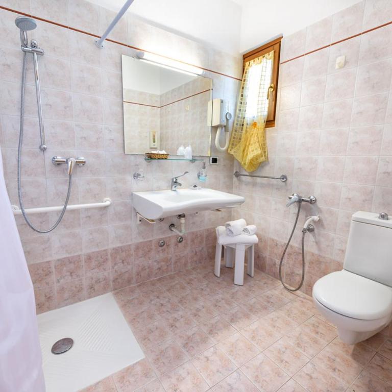 Agriturismo Costadoro - Camera Matrimoniale/Doppia con Letti Singoli - Accesso Disabili - 1