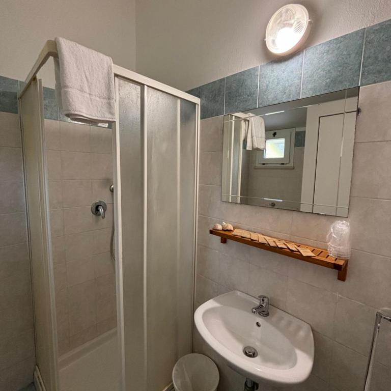 Hotel Dream - Camera Familiare Standard - 2