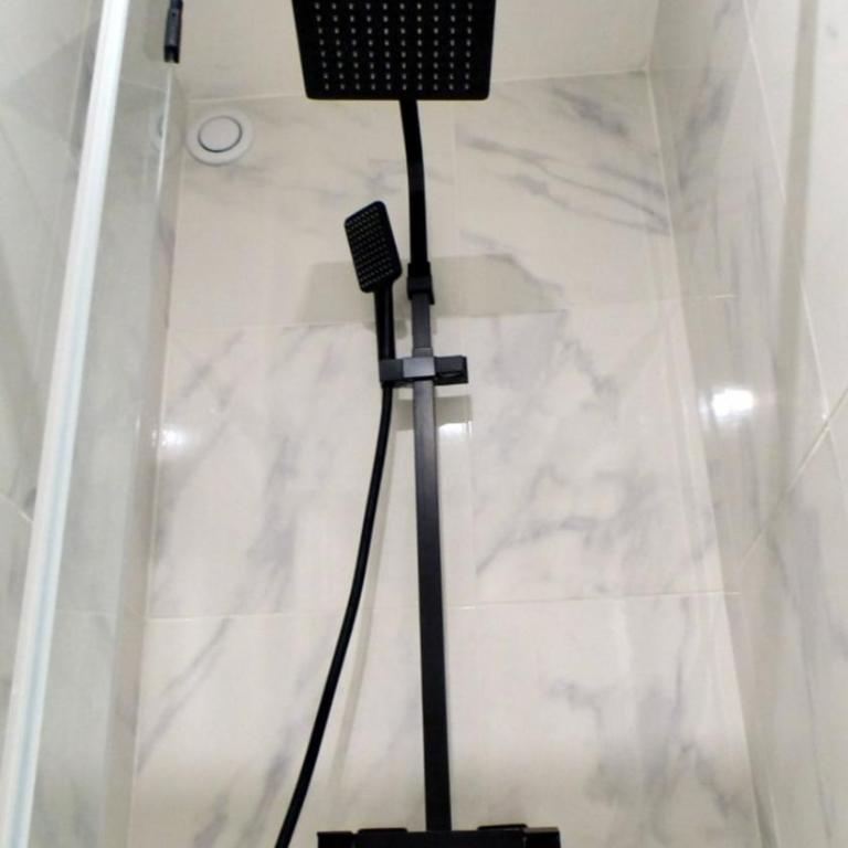 Studio tout confort clim wifi piscine - Studio - 7