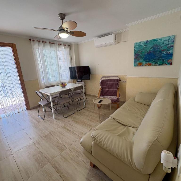 3-Bedroom Apartment with Terrace - 150m from Playa Lisa - Apartamento - Planta baja - 2