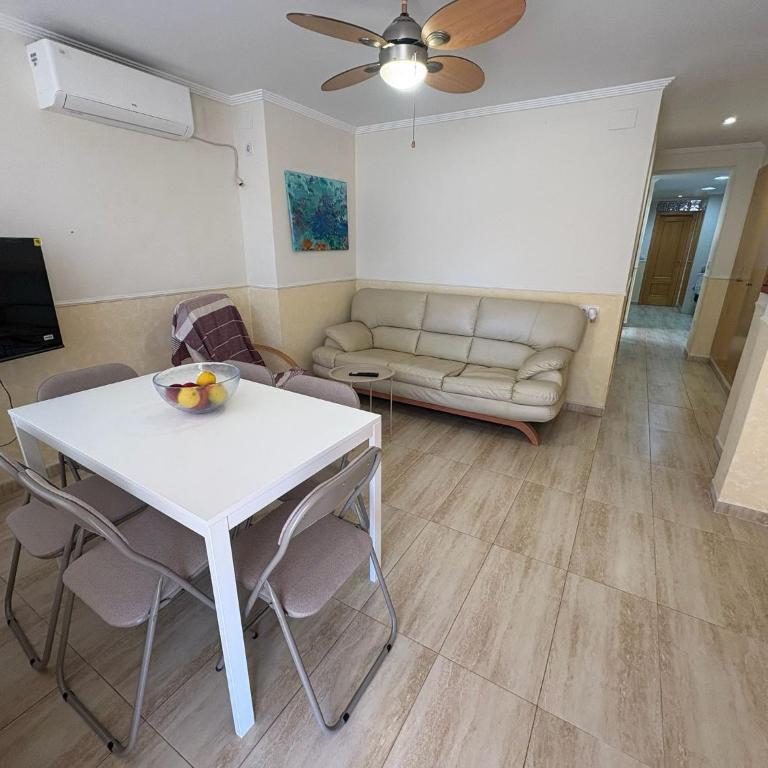 3-Bedroom Apartment with Terrace - 150m from Playa Lisa - Apartamento - Planta baja - 13