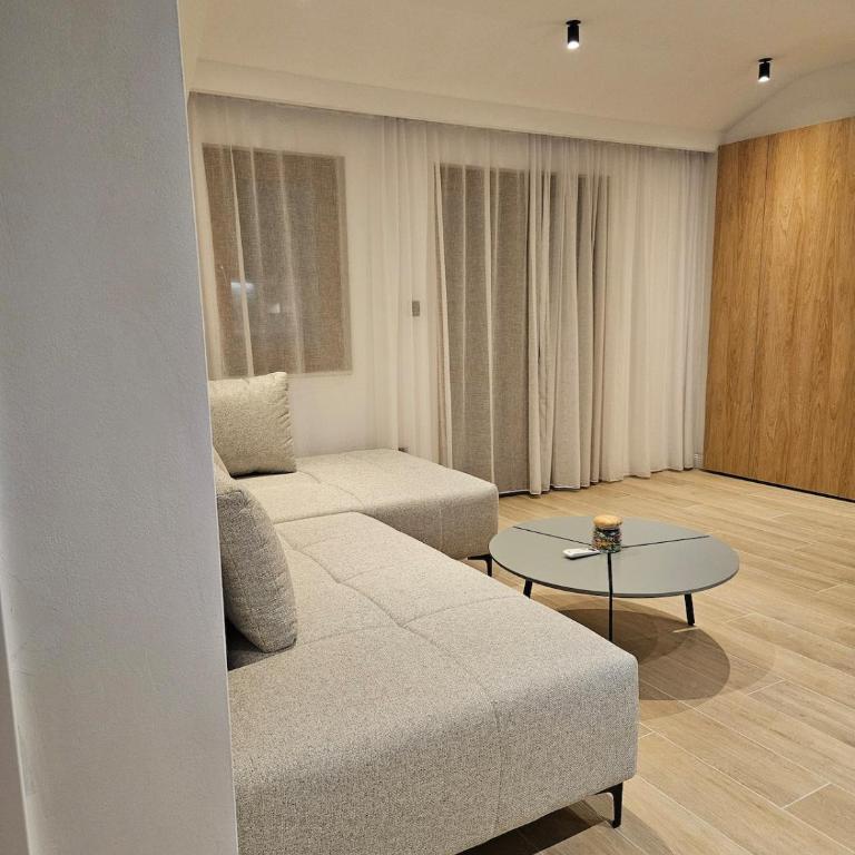 Lola Premium - One-Bedroom Apartment - 3