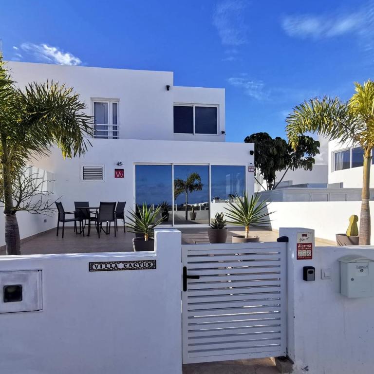 Villa Cactus - Two-Bedroom House - 12