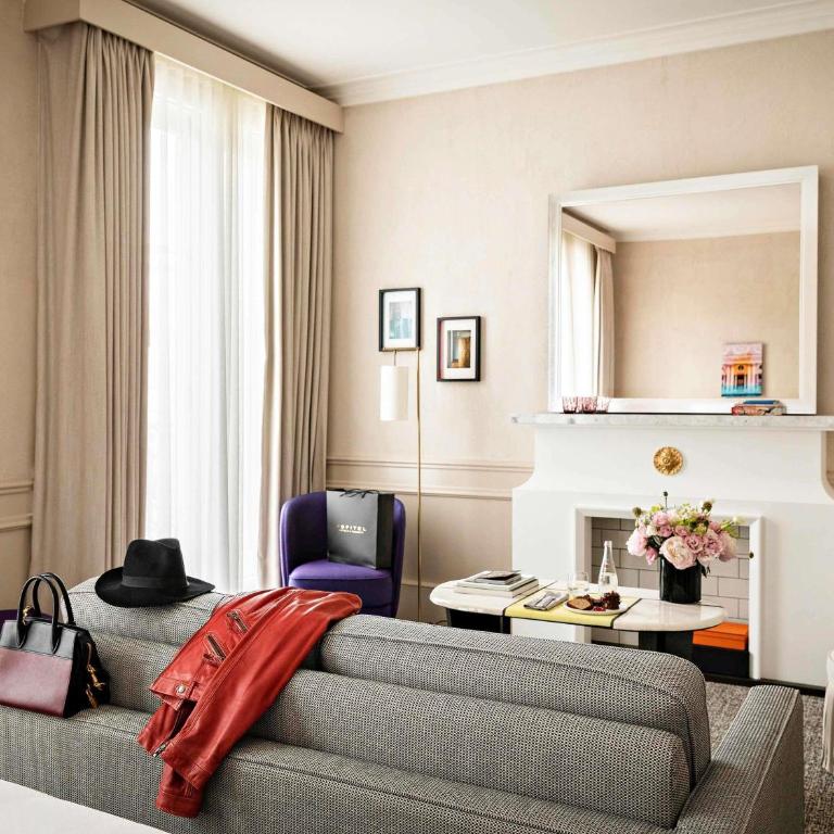 Sofitel Le Scribe Paris Opera - Suite Junior avec Lit King-Size ou Queen-Size, Canapé-Lit et Coin Salon - Vue sur Rue - 2