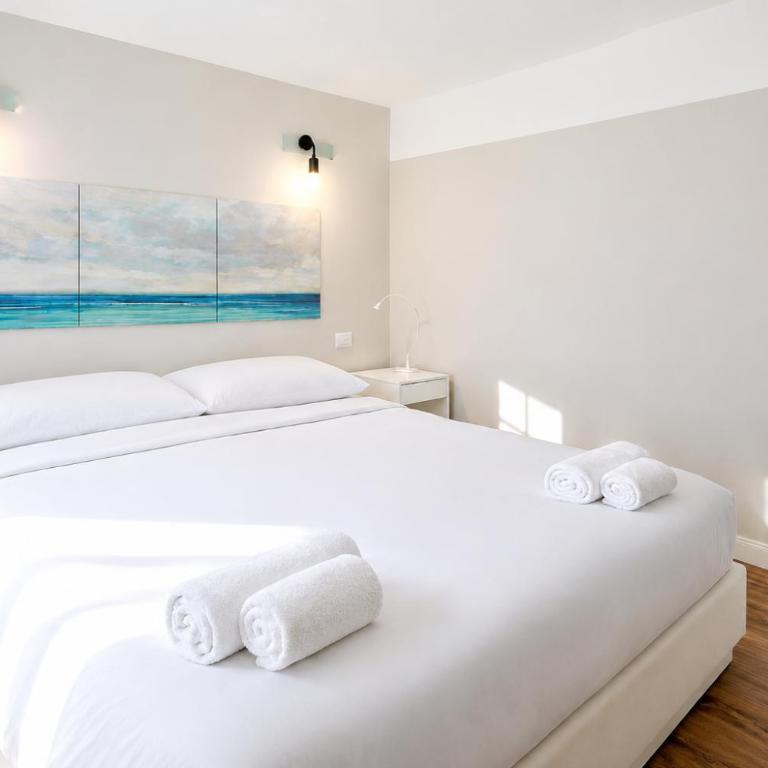 Como Easy Living Parking & WiFi - Two-Bedroom Apartment - 1
