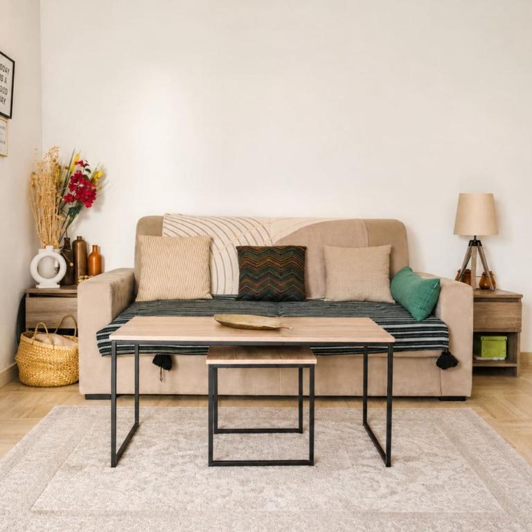 Sleeps 4 - Garage - Swimming Pool - AC - Garden - Estudio - 8