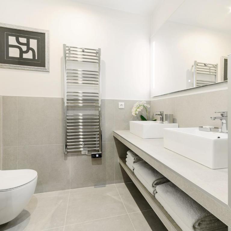 LivinParis - Luxury AC 3 Bedrooms République I - Appartement 3 Chambres - 34