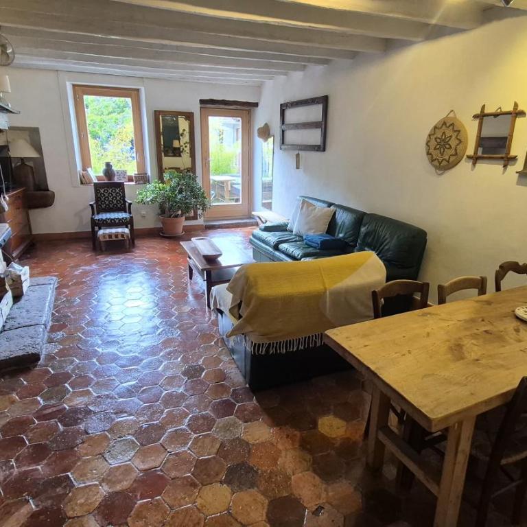 Maison Rustique au calme Parc des Écrins - Maison 2 Chambres - 2