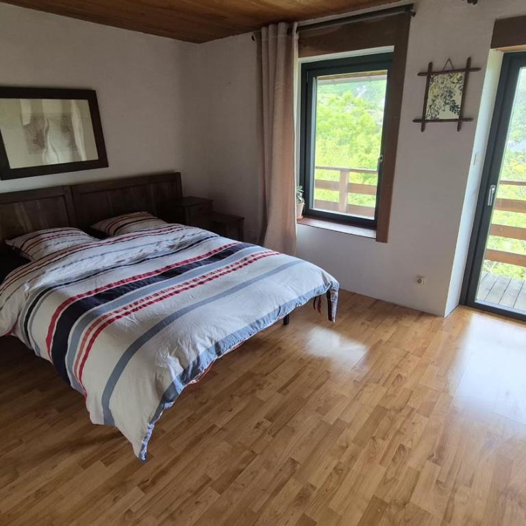 Maison Rustique au calme Parc des Écrins - Maison 2 Chambres - 1