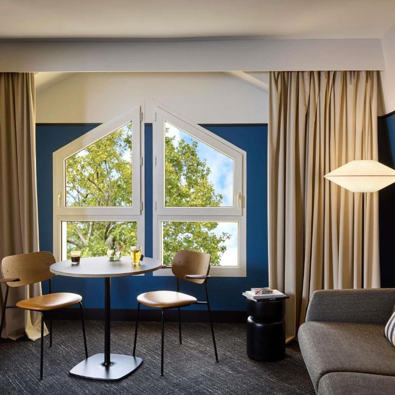 Mercure Caen Centre Port De Plaisance - Chambre Familiale avec Lit Double et Canapé-Lit - 7
