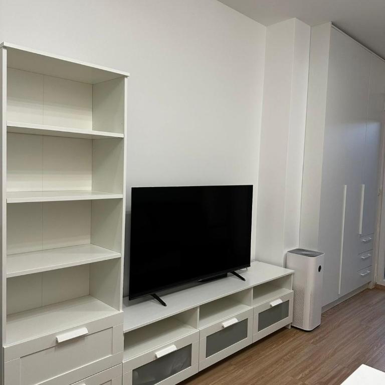 Comfort Coziness Cleanliness Style for a Couple in a New House - One-Bedroom Apartment - 2