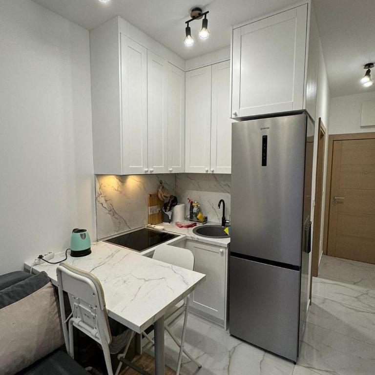 Comfort Coziness Cleanliness Style for a Couple in a New House - One-Bedroom Apartment - 8