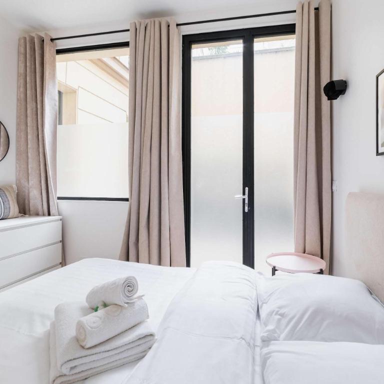 Logement Premium avec Grande Salle de Bain - 6P - Appartement - 7