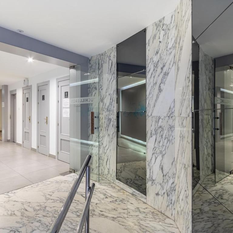 41EnjoyGranadaCentro Parking opcional - Two-Bedroom Apartment with Balcony and Terrace - 10