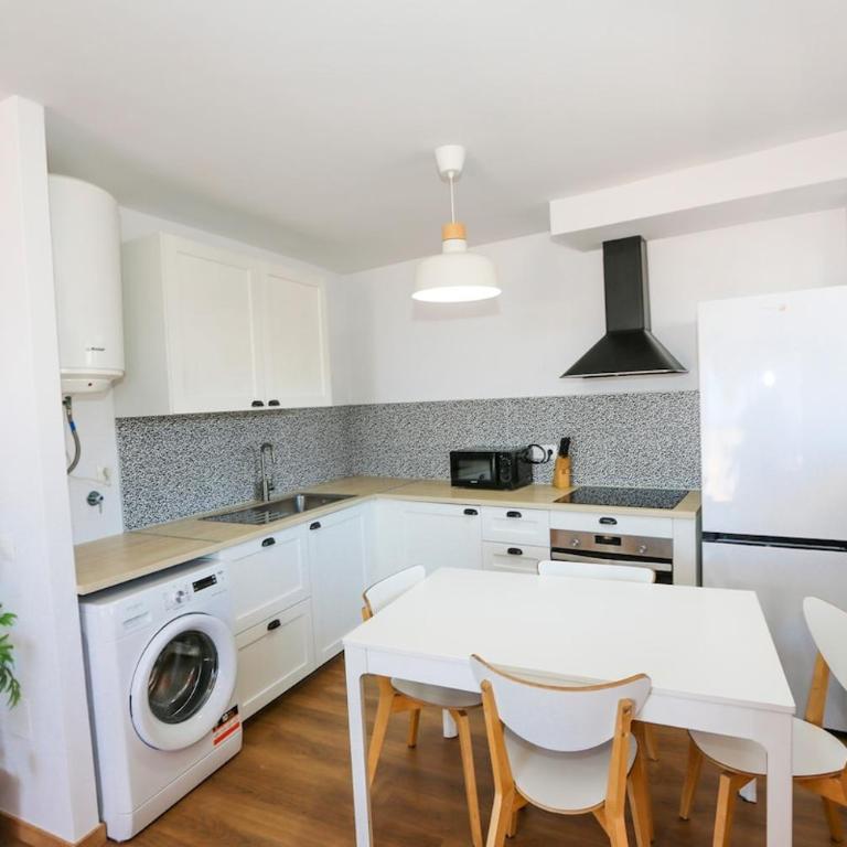Fuerte Skyline Penthouse Sea Views & Garage - Two-Bedroom Apartment with Terrace and Sea View - 9
