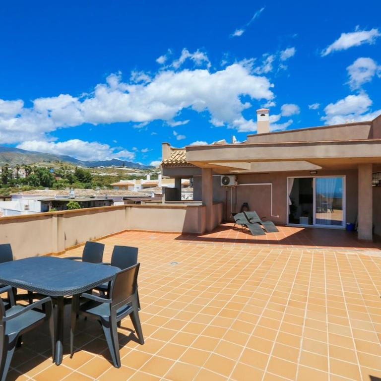 Fuerte Skyline Penthouse Sea Views & Garage - Two-Bedroom Apartment with Terrace and Sea View - 29