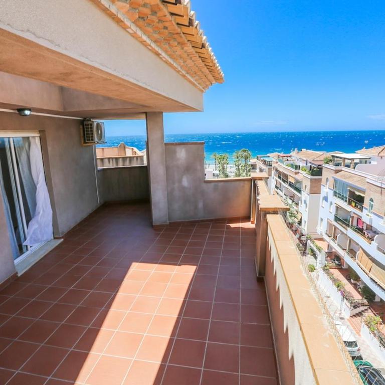 Fuerte Skyline Penthouse Sea Views & Garage - Two-Bedroom Apartment with Terrace and Sea View - 45