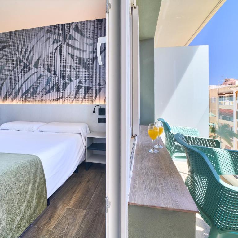 Hostal Sol y Miel - Habitación Doble con terraza - 8