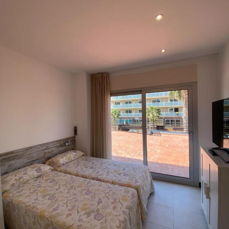 Apartamentos en Rocamaura - Three-Bedroom Apartment - 20