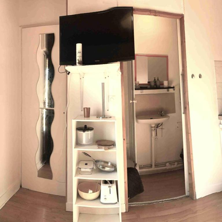 Studio PANORAMIC - One-Bedroom Apartment - 8