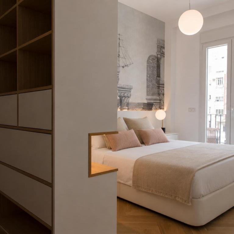 FLORIT FLATS - LUXURY Apartment with Balcony - 4 Guests - City Centre - Apartment - 28