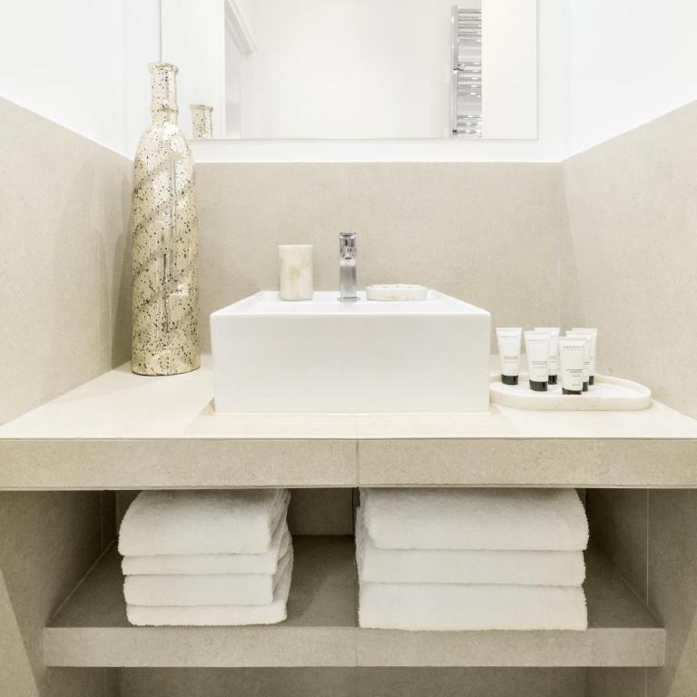 LivinParis - Luxury 3 & AC 4 Bedrooms Montmartre I - Appartement 3 Chambres - 17