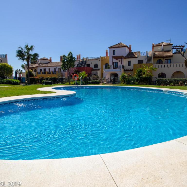 Modern Family Townhouse - Pool - CAM01 - Casa Unifamiliar de 3 dormitorios - 17