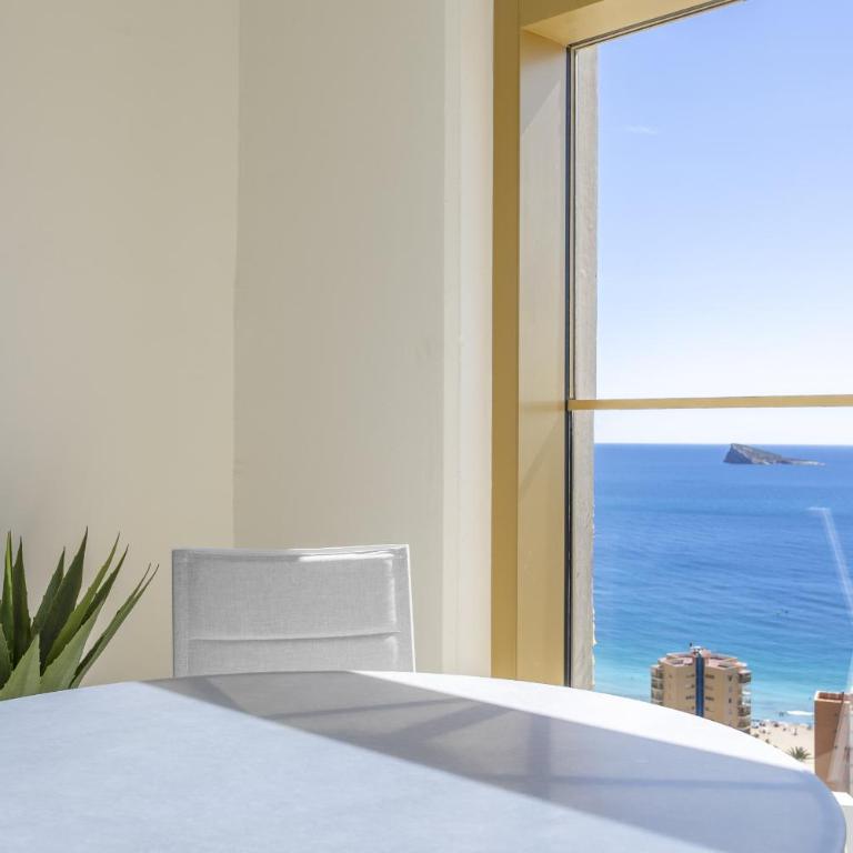 Intempo 16D by Costa Activa Rentals - Two-Bedroom Apartment with Sea View - 1