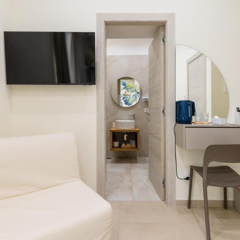 RESIDENZA Le Tre Regine - Triple Room - 4