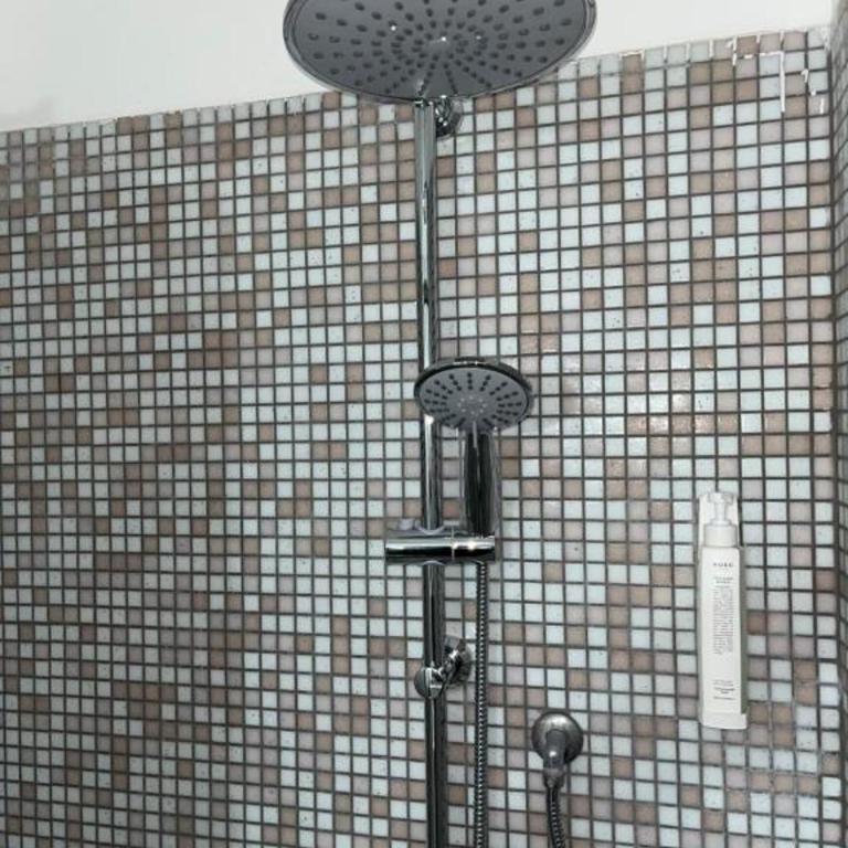 Urban Lorenzo - Camera Tripla con Bagno Privato - 3