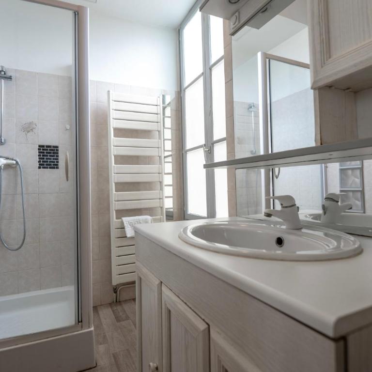 #EA Le Rouge Dormoy - Appartement - 25