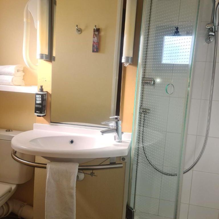 ibis Marseille Centre Gare Saint Charles - Chambre Double Standard - 3